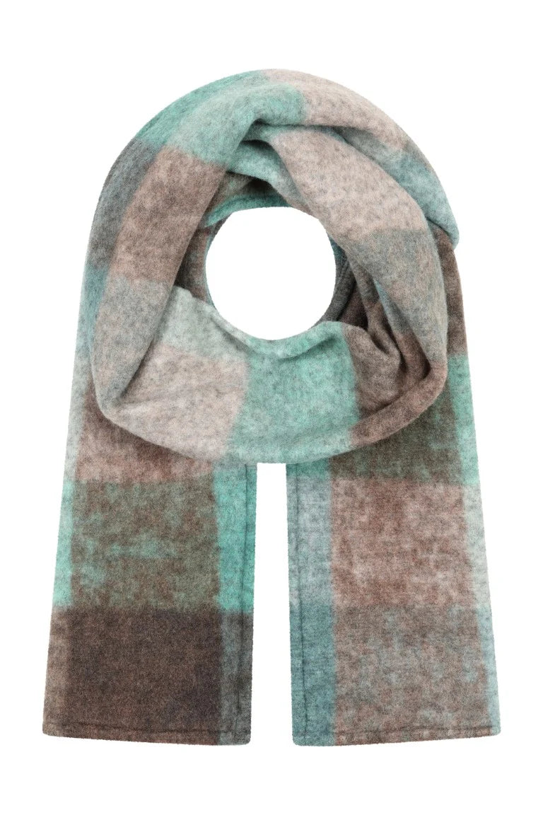 Alice Collins Elle Fleece Scarf