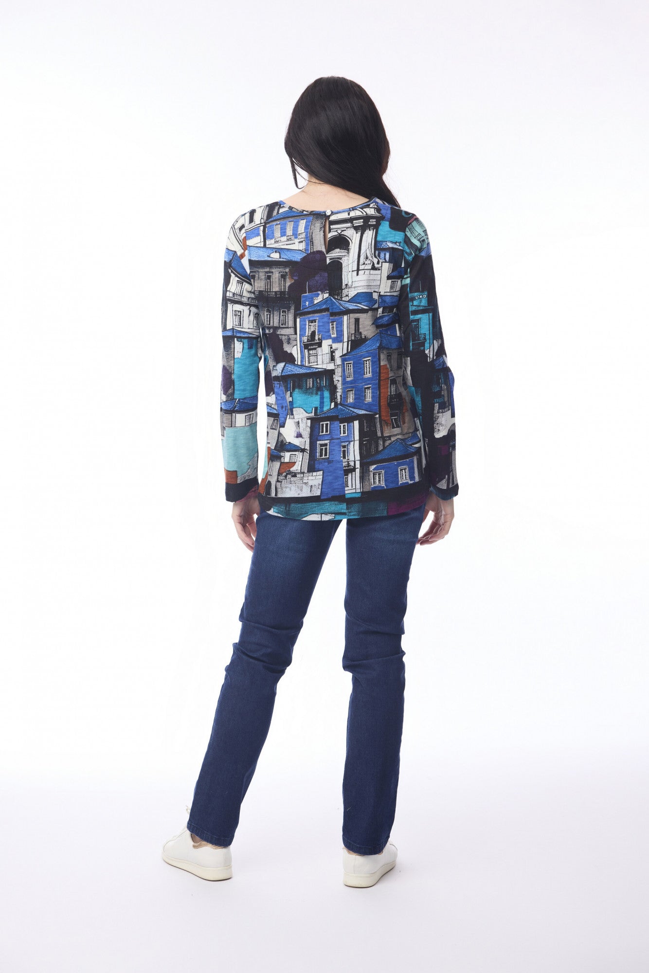 Orientique Contemporary Crew Neck T-Shirt