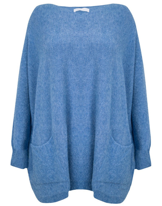 Amazing Woman Caryf X Oversized Jumper