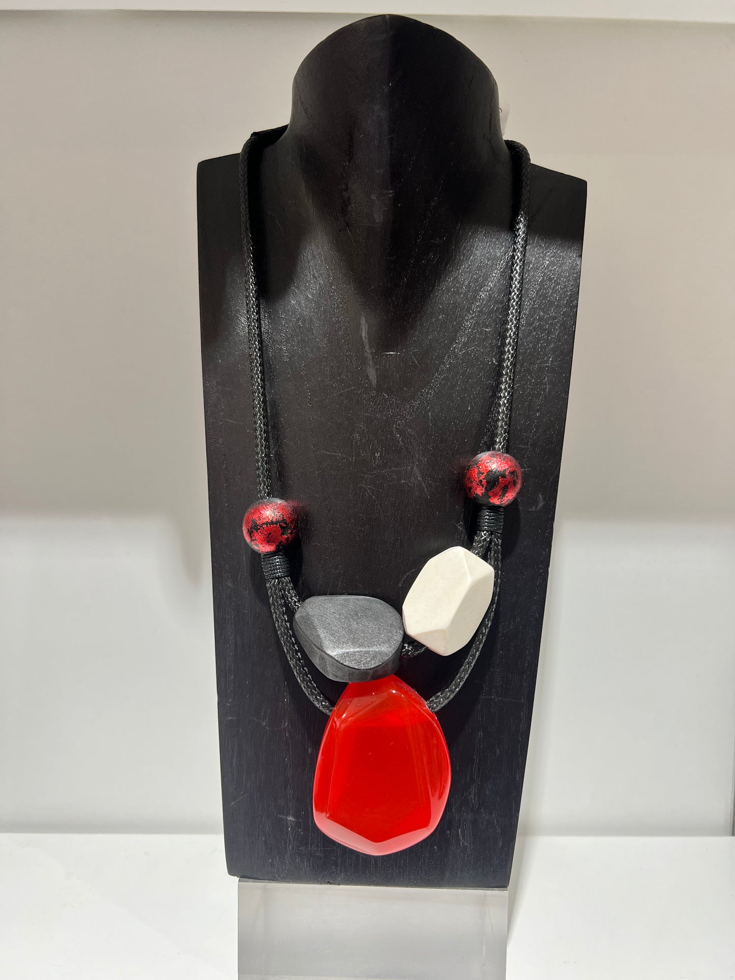 Nouvelle Statement Necklace