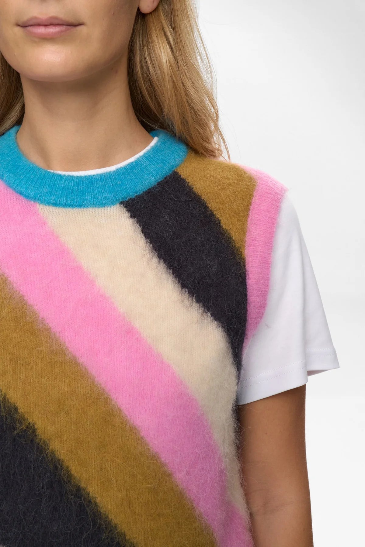 Numph Suri Multicolour Stripe Vest