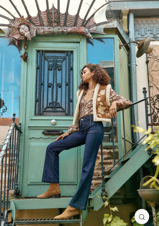 La Petite Étoile Sonny Brut Flared Jeans