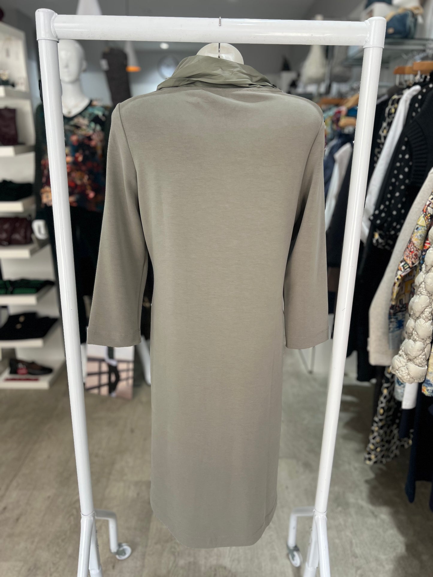 Amber & Moon Dress With Pockets