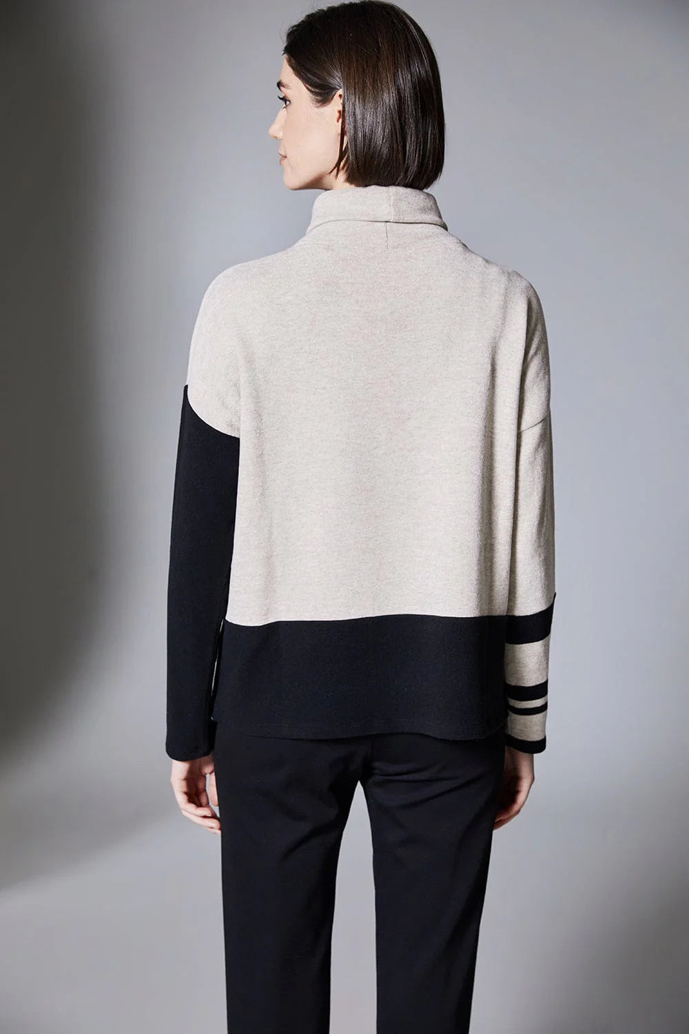 Peruzzi Beige Stripe Sweater