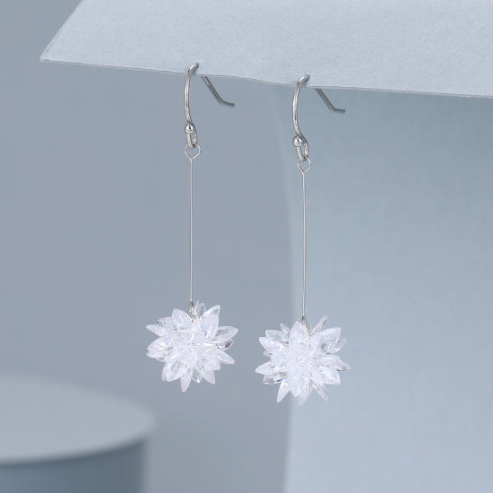 Gracee Jewellery Sparkly Snowflake Earrings
