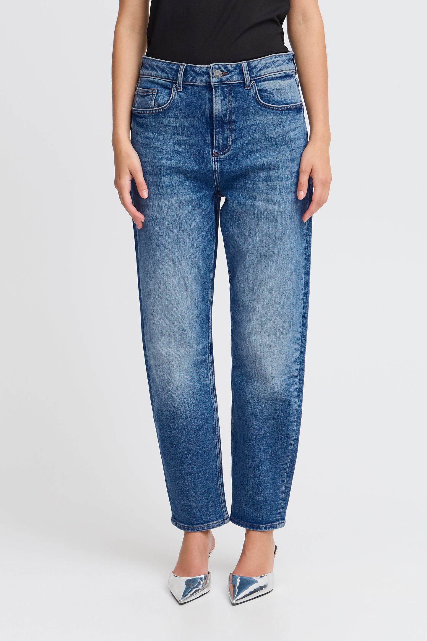 B-Young Loetta Mom Jeans