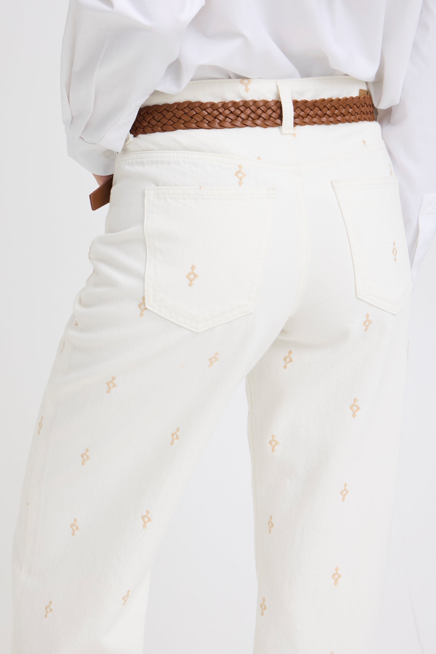 B.Young Kimu Embroidery Jeans