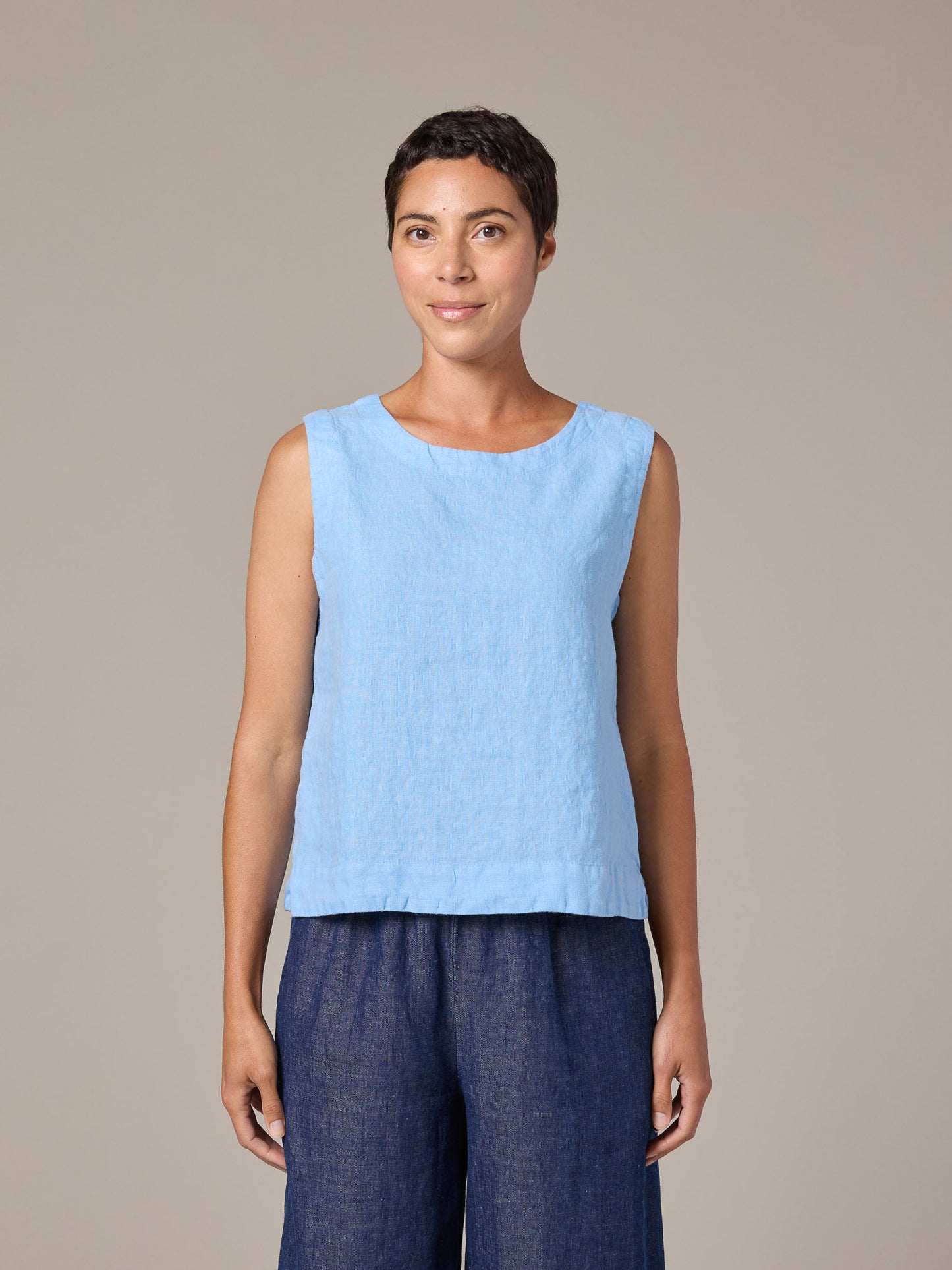 Cut Loose Linen Shell Top