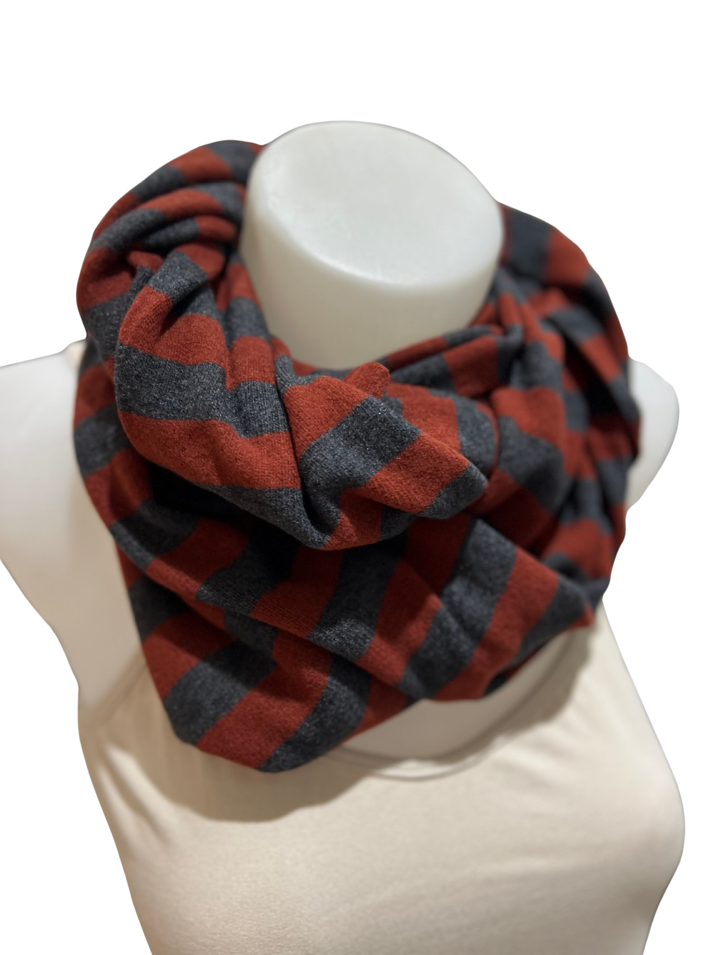 Neirami Snood