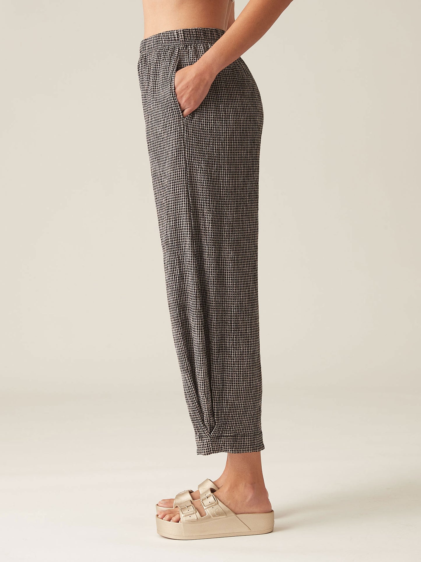 Cut Loose Gingham Lantern Trousers