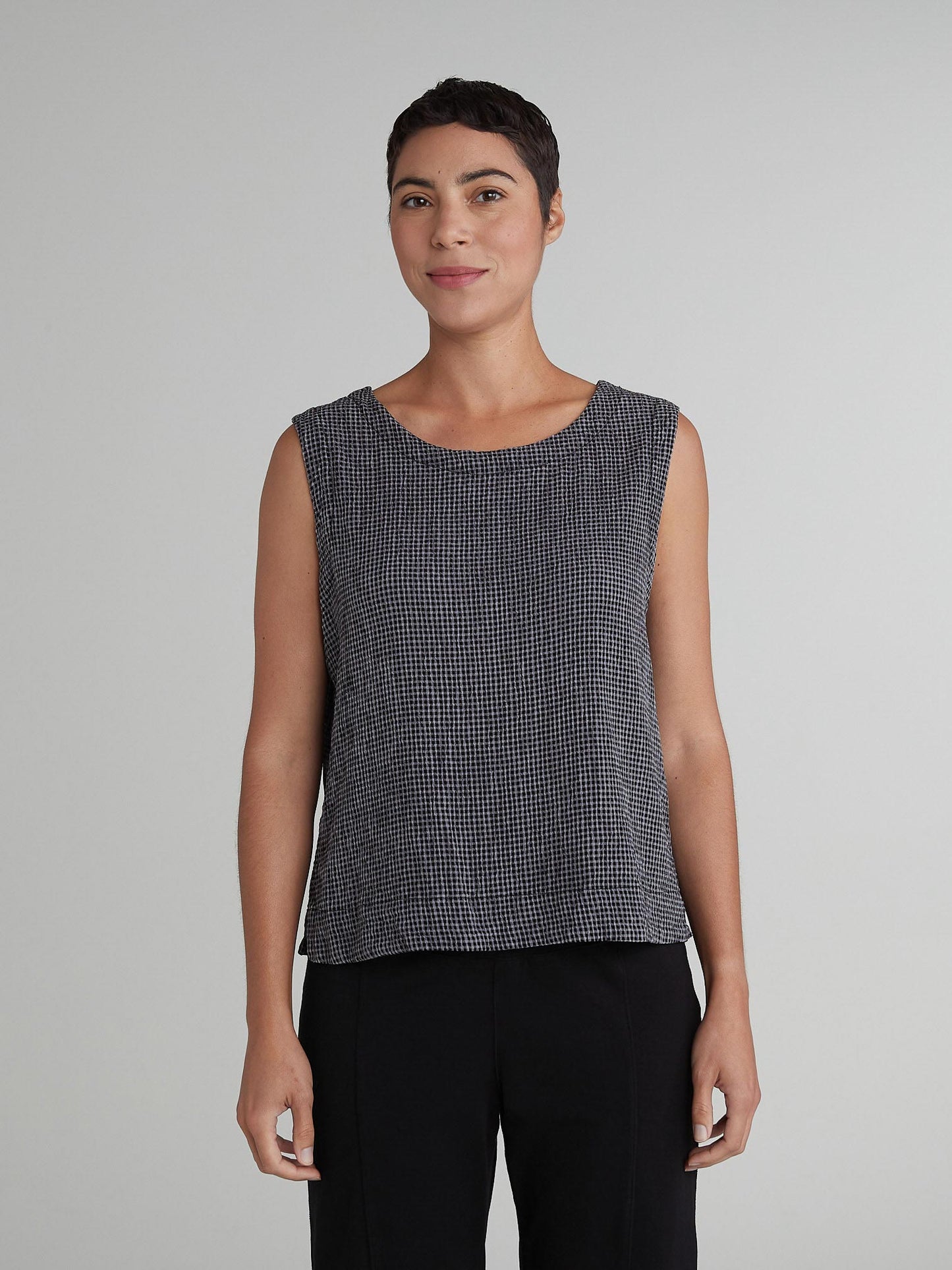 Cut Loose Crinkle Shell Top