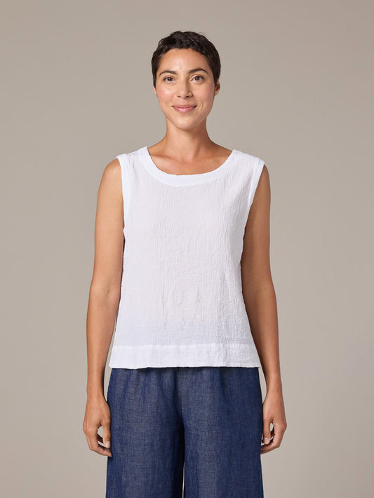 Cut Loose Crinkle Shell Top