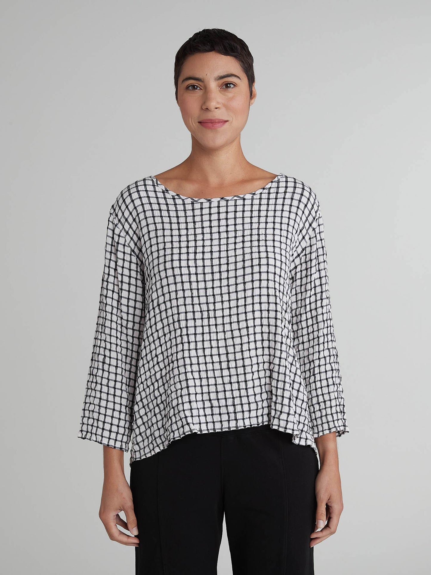 Cut Loose 3/4 Split Back Top