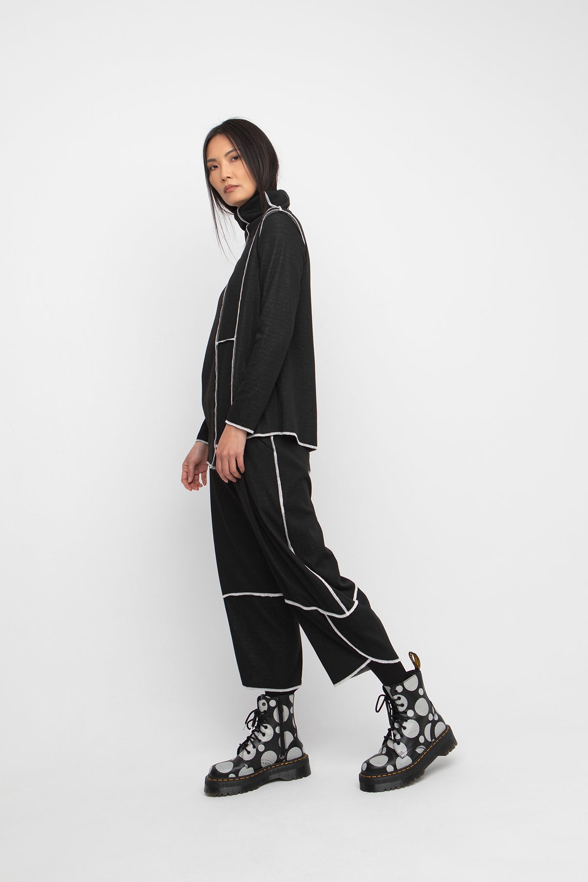 Ozai N Ku Contrast White Stich Trousers