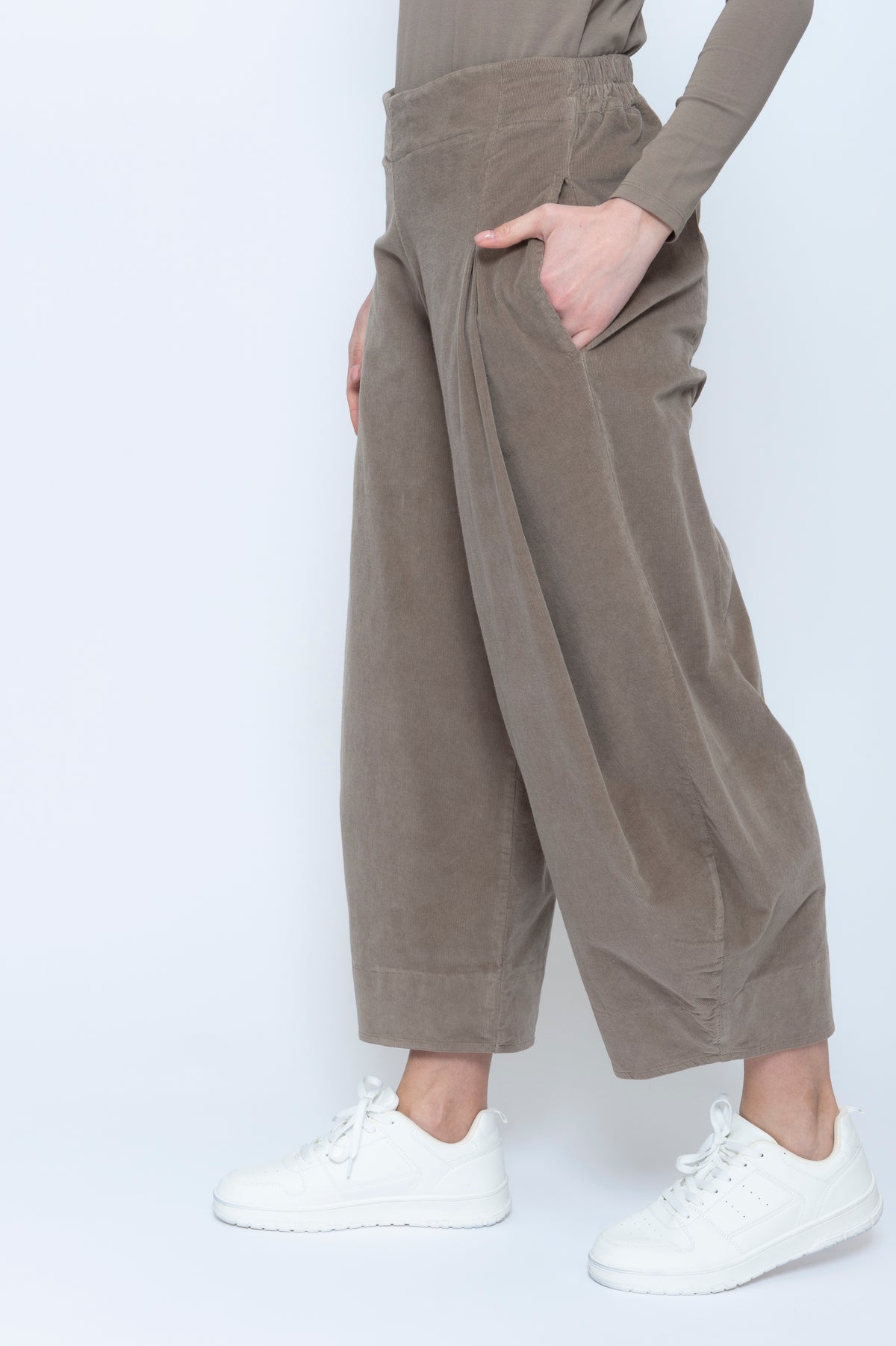 Blueberry Italia Cord Balloon Trousers
