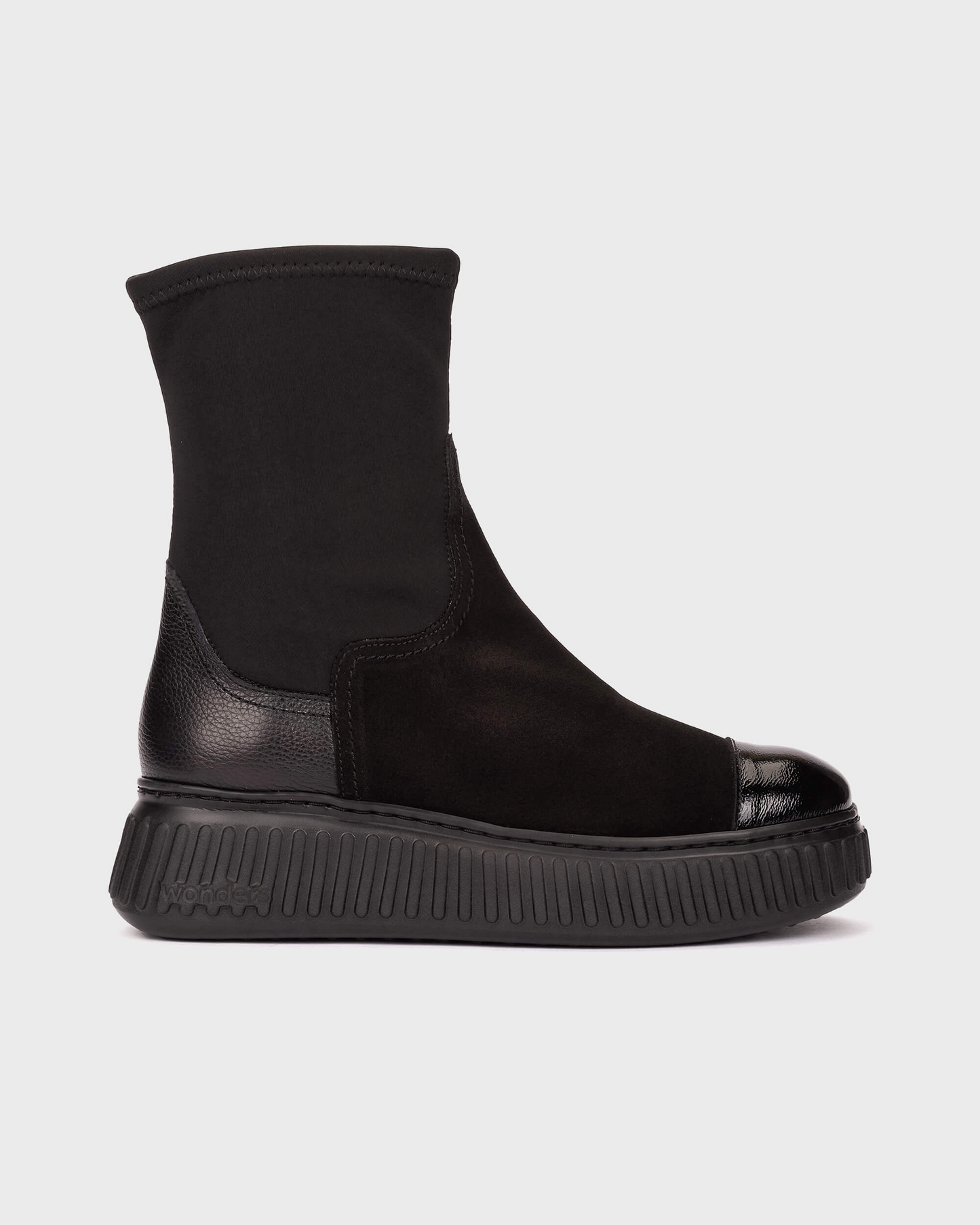 Wonders Patent Toe Boots