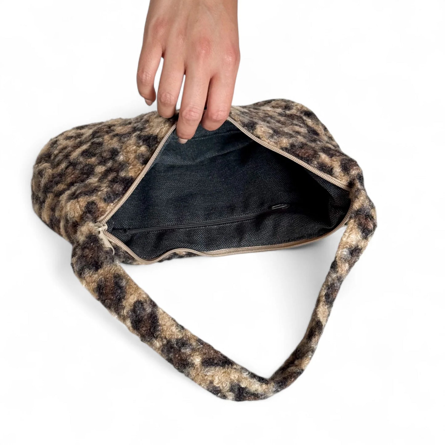 De La Mur Shoulder Bag