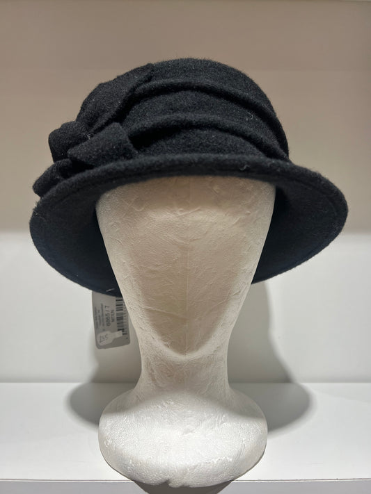 McBurn Flower Wool Hat