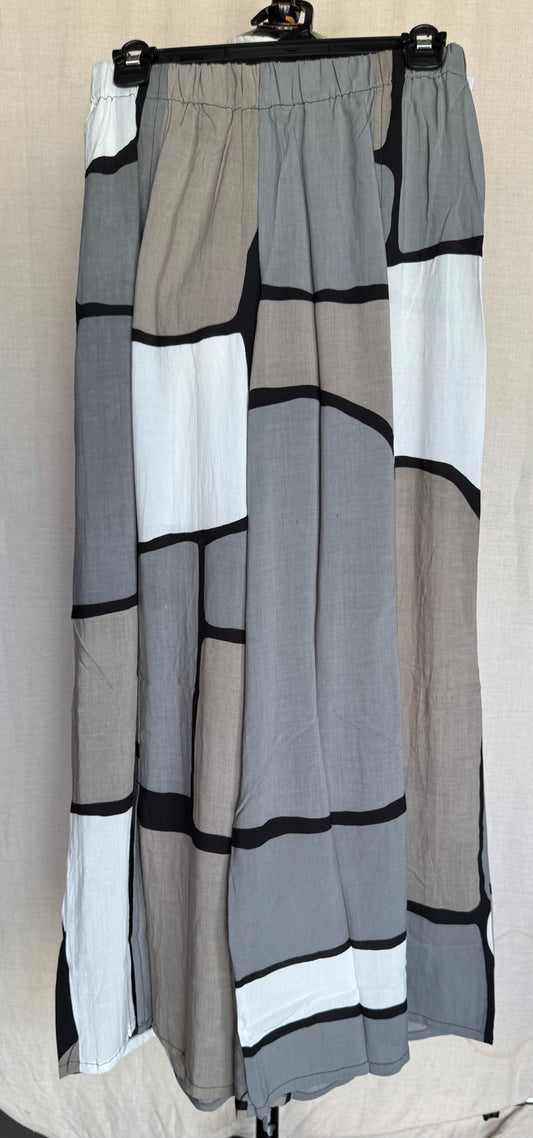 Tara Vao Maora Pattern Trousers