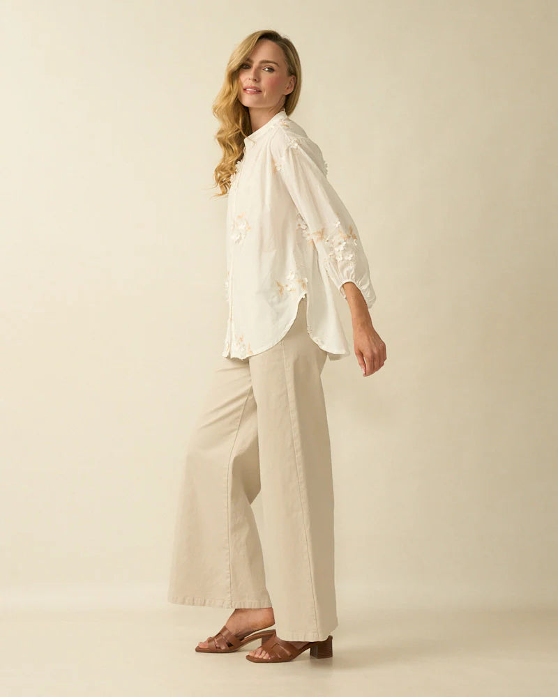 Deck by Decollage O/S White Applique Blose