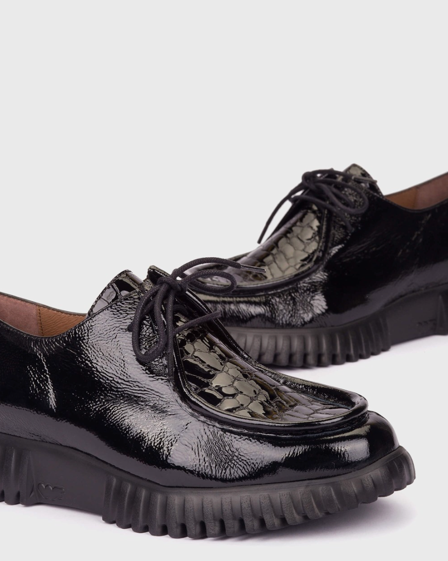 Wonders Croc Patent Wallabees Shoes