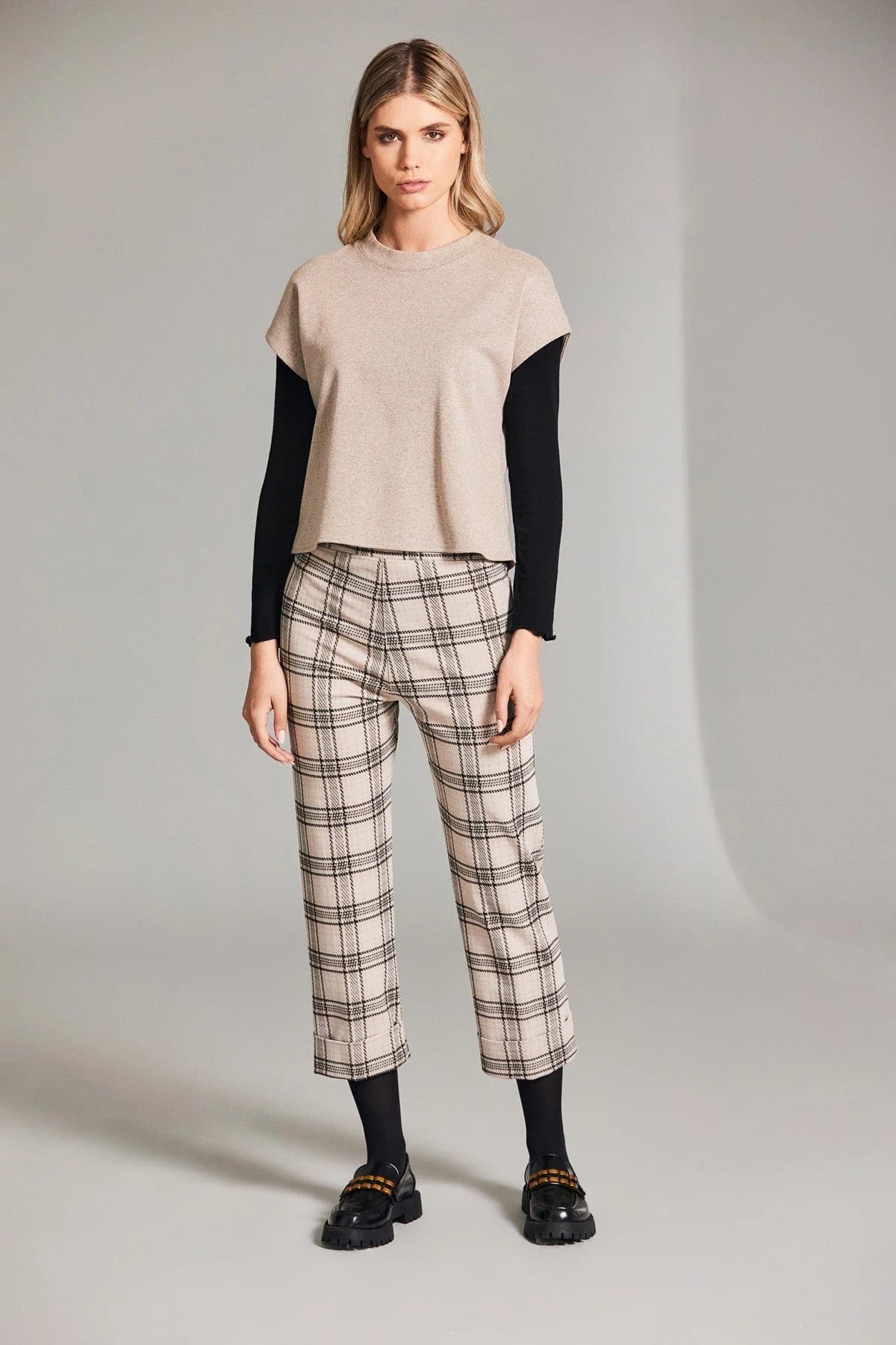 Peruzzi Beige Check Trousers