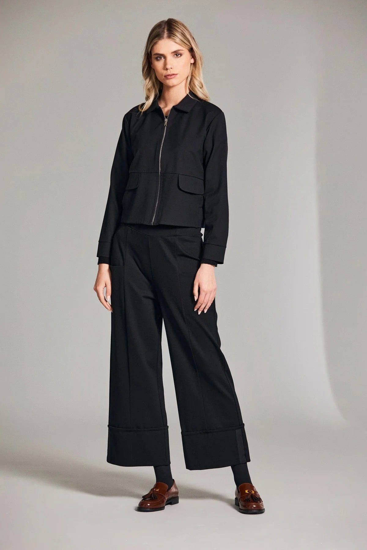 Peruzzi Wide Leg Cropped Trousers