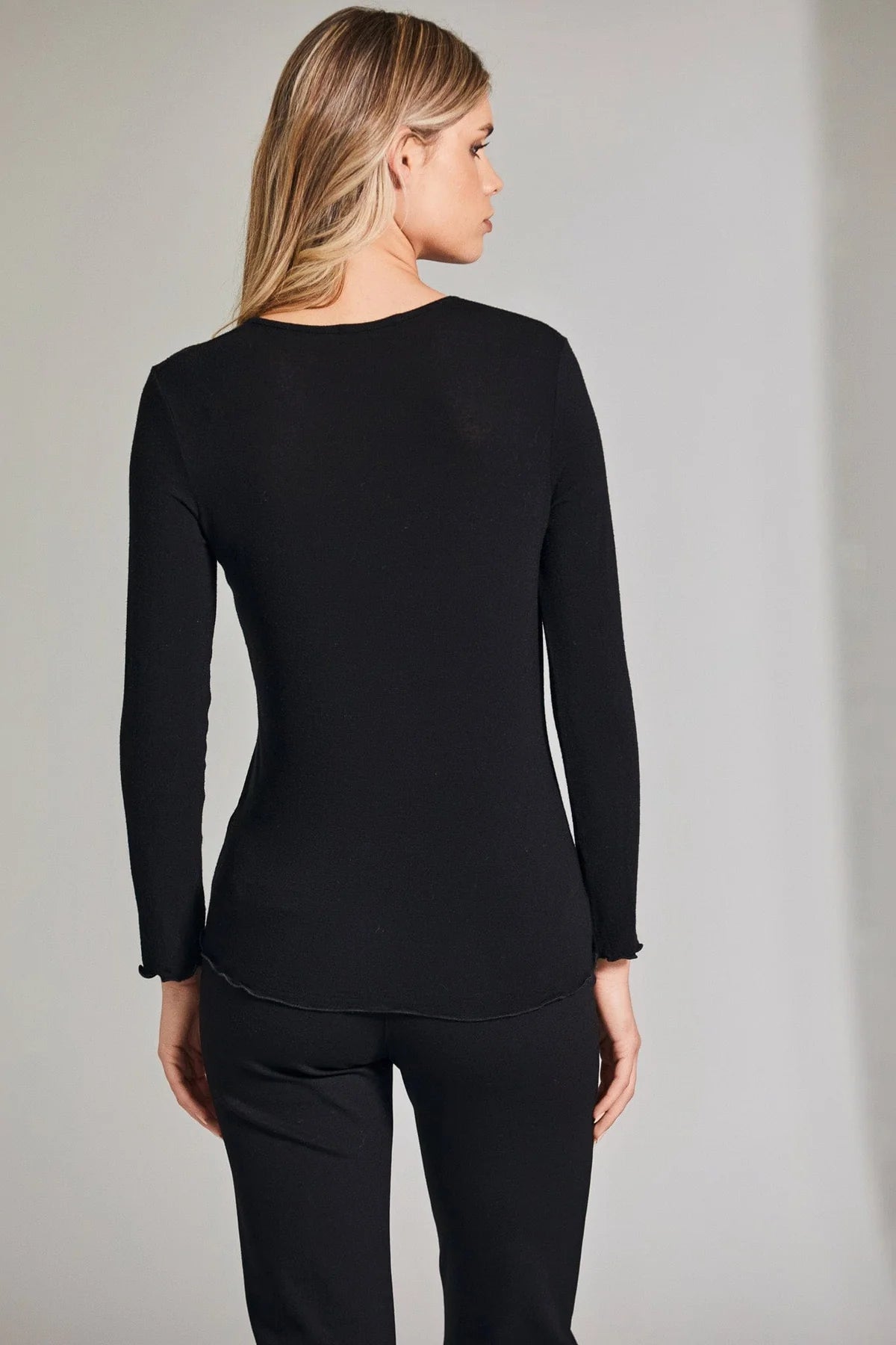 Peruzzi Black Merino Basic Top