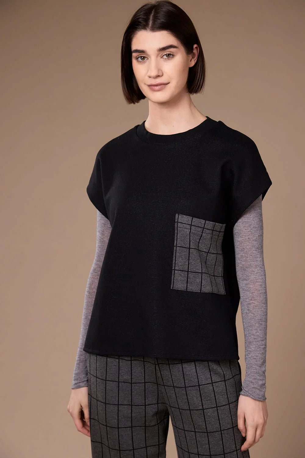 Peruzzi Grid Print Pocket Tabard