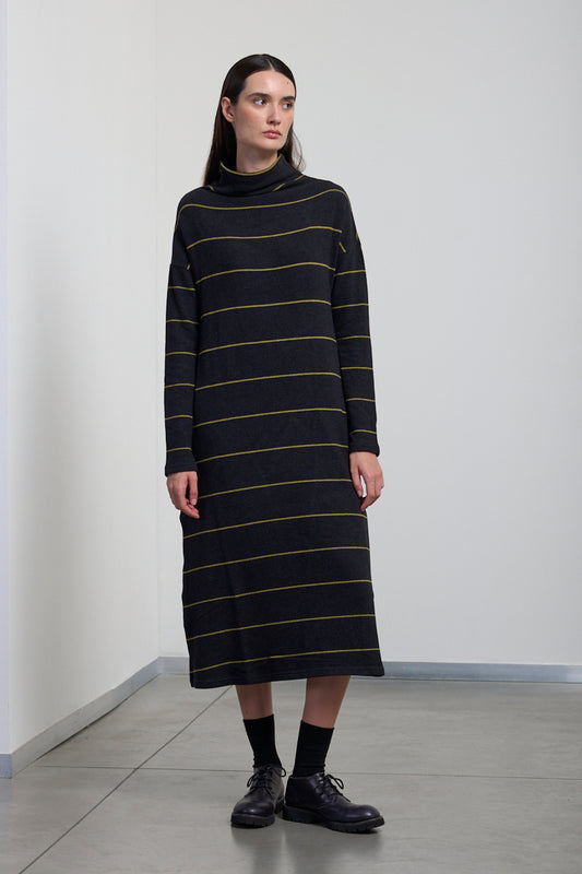 Neirami Long Soft Knit Dress - Riga Olive