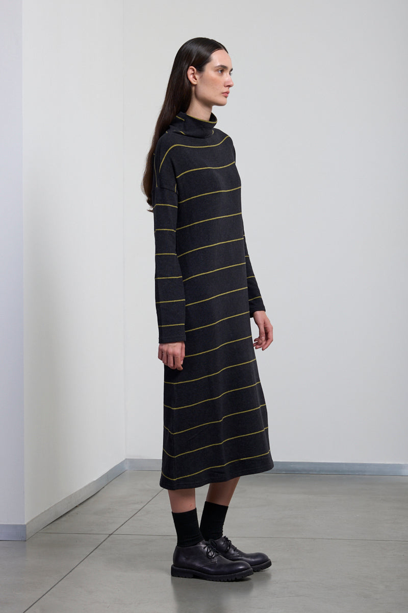 Neirami Long Soft Knit Dress - Riga Olive
