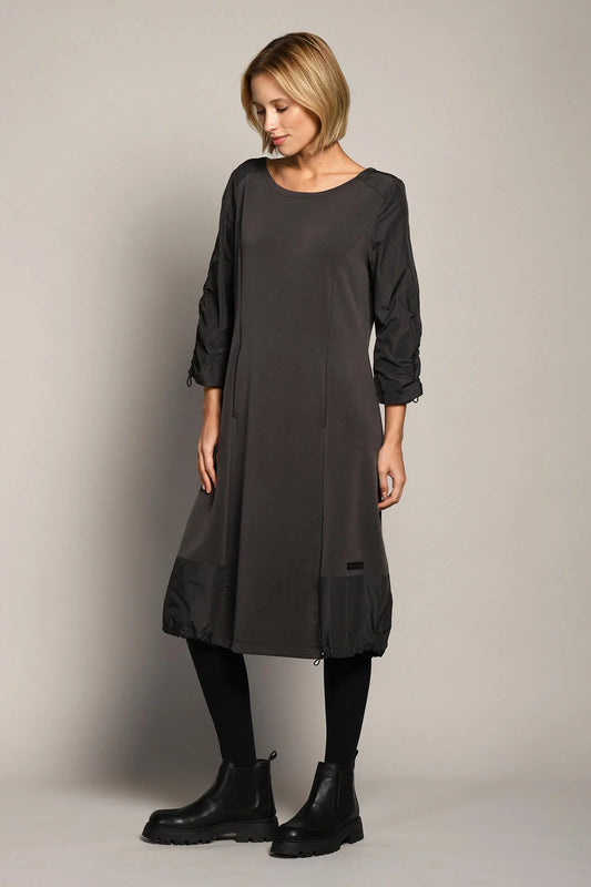 Amber & Moon Long Dress