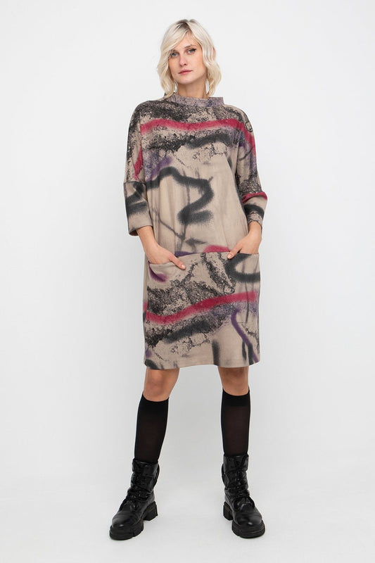 Ozai N Ku Print Asphalt Shift Dress