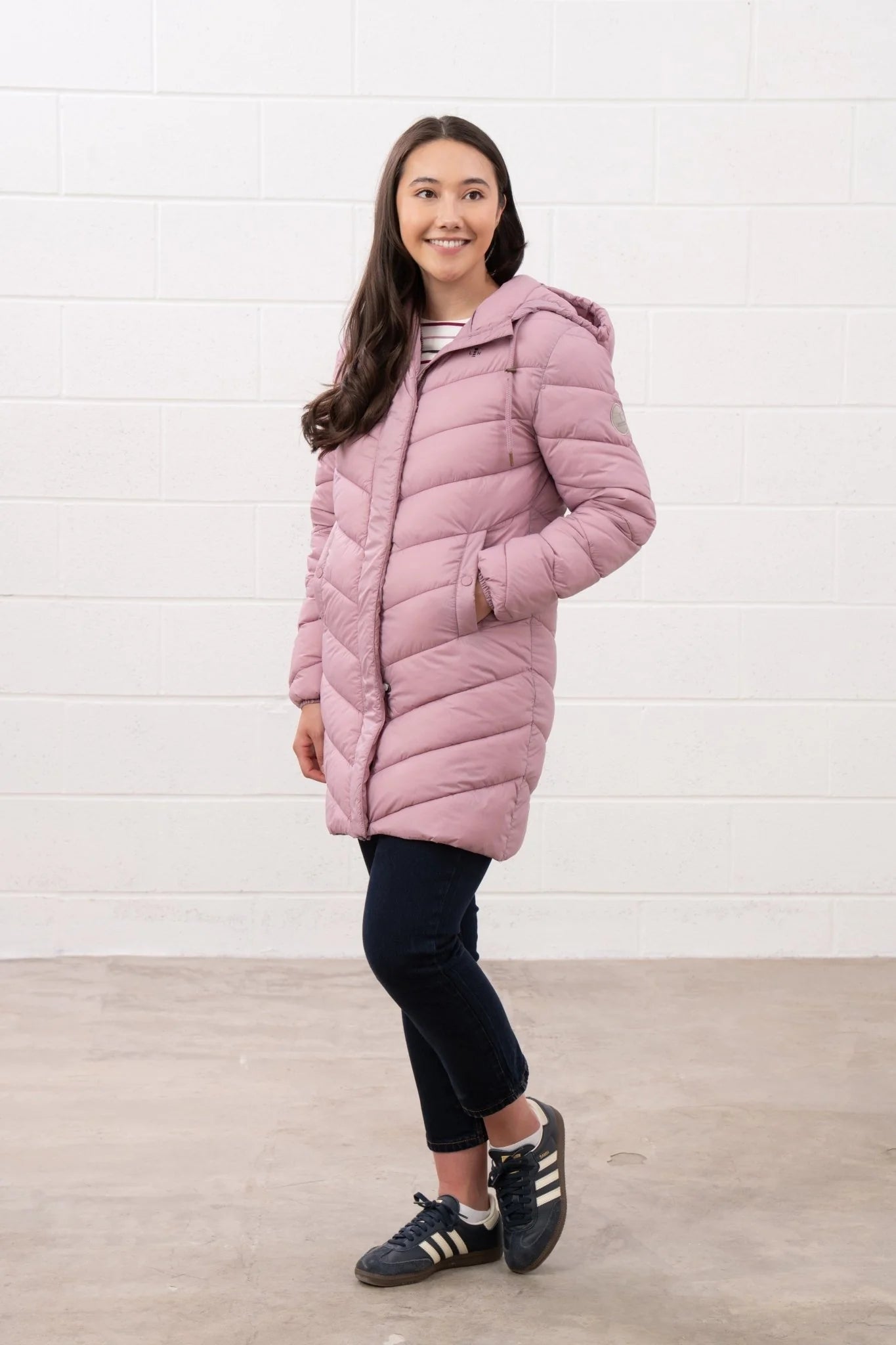Lighthouse Laurel Coat
