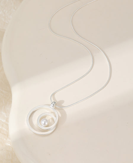 Gracee Jewellery Short Pearl Necklace