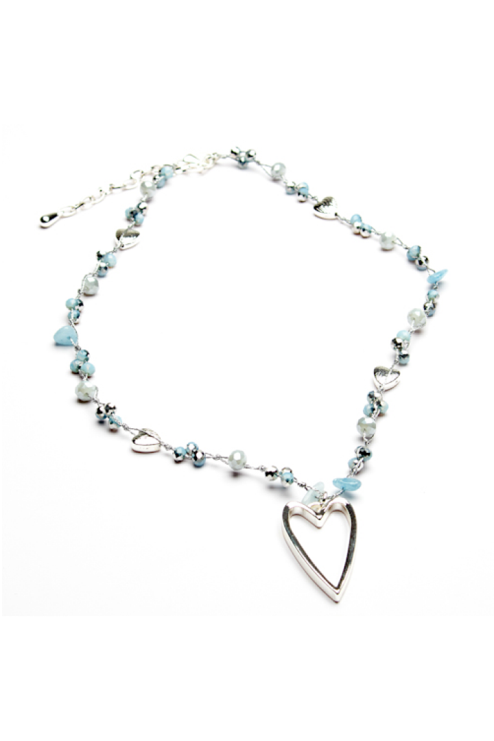 Eliza Gracious Short Heart Necklace